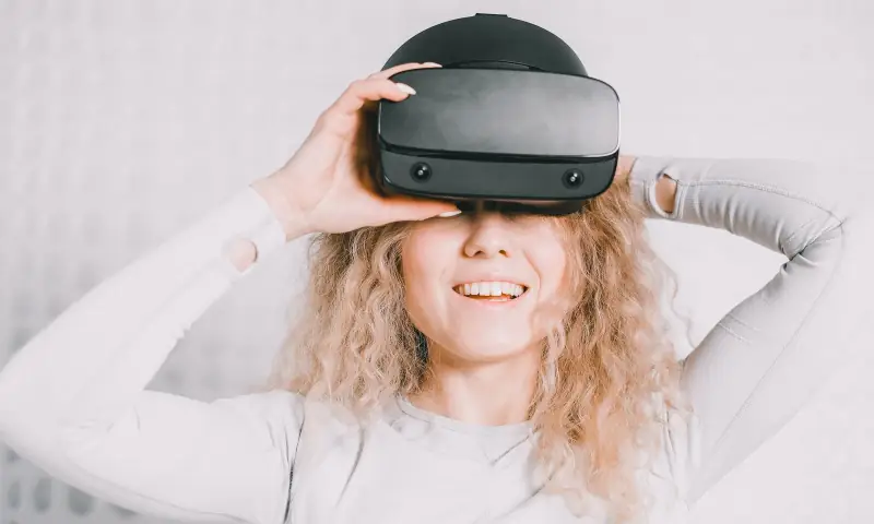 Imagen ilustrativa para: Lentes de realidad virtual: qué espacio necesitas en casa